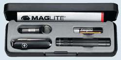 Maglite Solitaire with Classic Knife Gift Set - Engravable & Gifts/Maglites