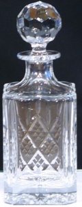 S08320 Decanter Square with Panel 0.75 litre - Engravable & Gifts/Glassware