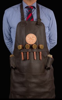 Medaille dOr 1925 Leather Apron with Pockets (Including Brushes)