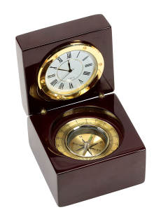 R8873 Compass/Clock in Wood - Engravable & Gifts/Gifts