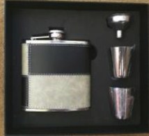 .....X58191 Hip Flask 6oz Grey Check Leather in display box - Engravable & Gifts/Flasks