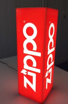 Zippo Vertical LED Sign 2.006.523 - Zippo/Zippo Displays