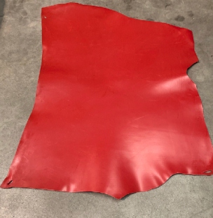 Dressed Leather C/G Shoulders Best Quality 2.5mm Red