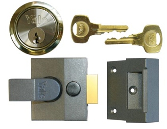 Yale 85 Nightlatch 40mm - Locks & Security Products/Rim Cylinder Locks
